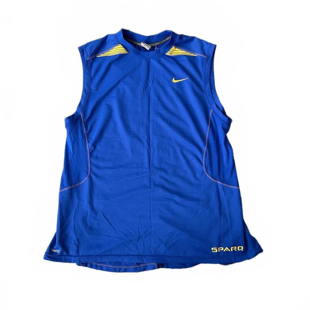 Nike SPARQ Fit-Dry Sleeveless Training Top in Royal Blue